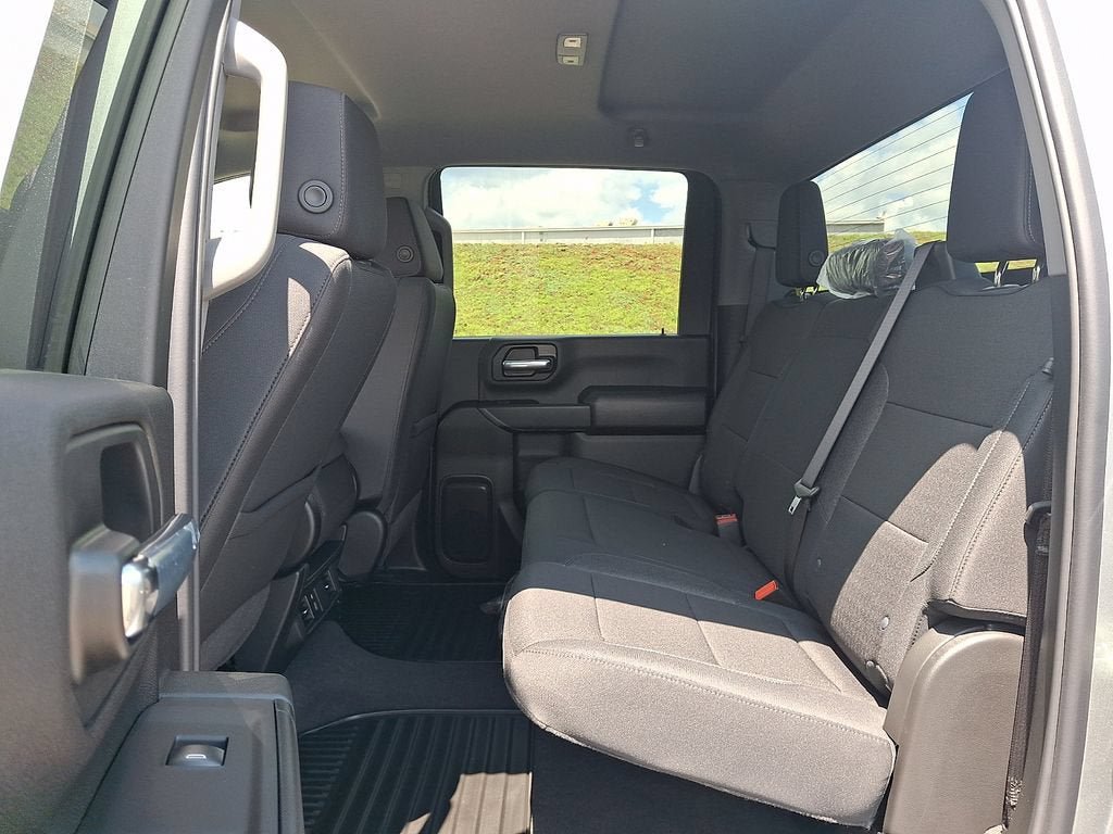 New 2026 Chevrolet Silverado 2500 Custom w/ Custom Value Package AWD/4WD image 5
