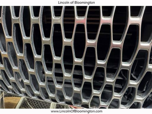 Used 2020 Lincoln Aviator Reserve w/ Equipment Group 202A AWD/4WD image 11