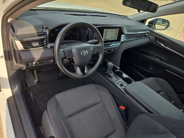 Used 2025 Toyota Camry LE FWD image 10