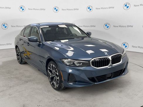 New 2026 BMW 330i xDrive Sedan w/ Premium Package AWD/4WD image 5