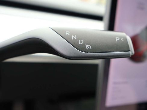 Used 2021 Tesla Model 3 Standard Range Plus image 49