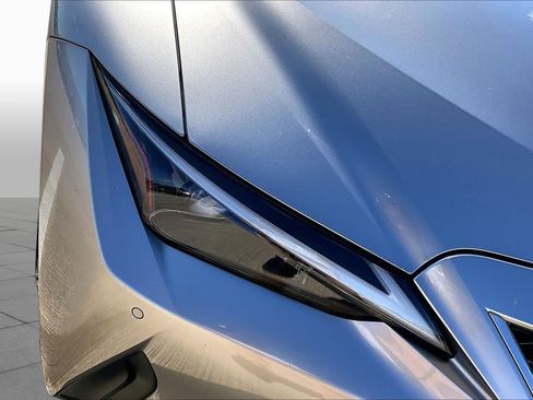 Used 2023 Lexus IS 300 w/ Premium Package RWD image 28