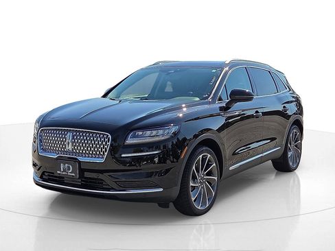 Used 2022 Lincoln Nautilus Reserve w/ Equipment Group 201A image 2