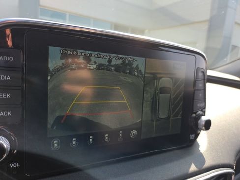 Used 2020 Hyundai Santa Fe Limited AWD/4WD image 6