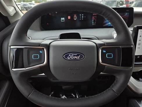 New 2026 Ford Expedition Active RWD image 19