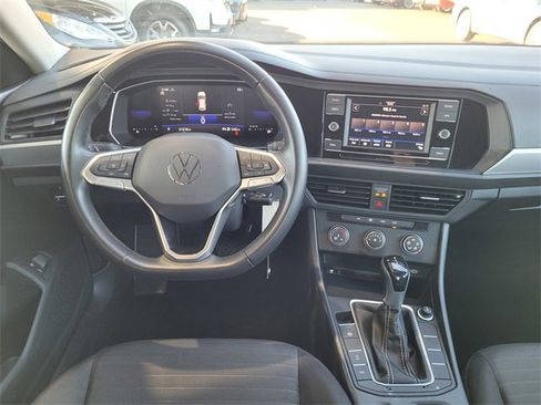 Used 2024 Volkswagen Jetta S image 7
