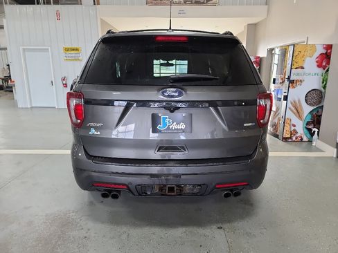 Used 2019 Ford Explorer Sport image 6
