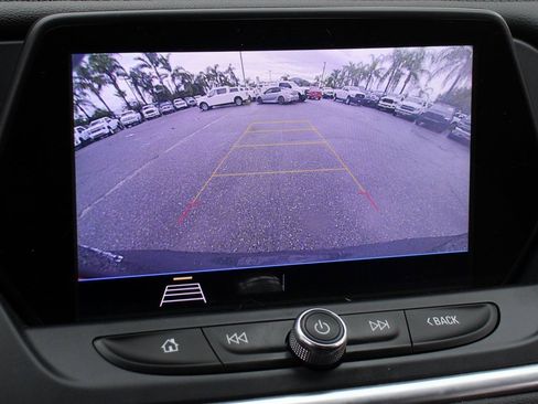 Used 2019 Chevrolet Blazer LT image 27