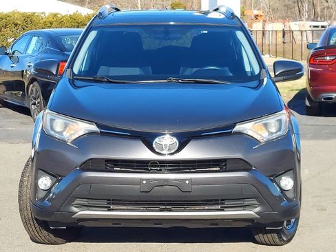 Used 2016 Toyota RAV4 XLE image 2