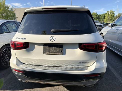 Used 2022 Mercedes-Benz GLB 250 image 5