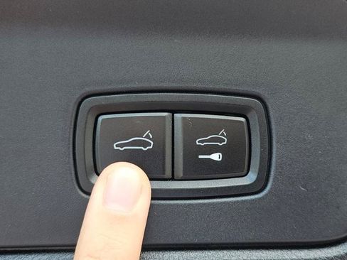 Used 2013 Porsche Panamera S RWD image 89