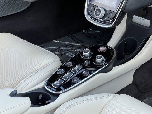 Used 2023 McLaren GT image 34