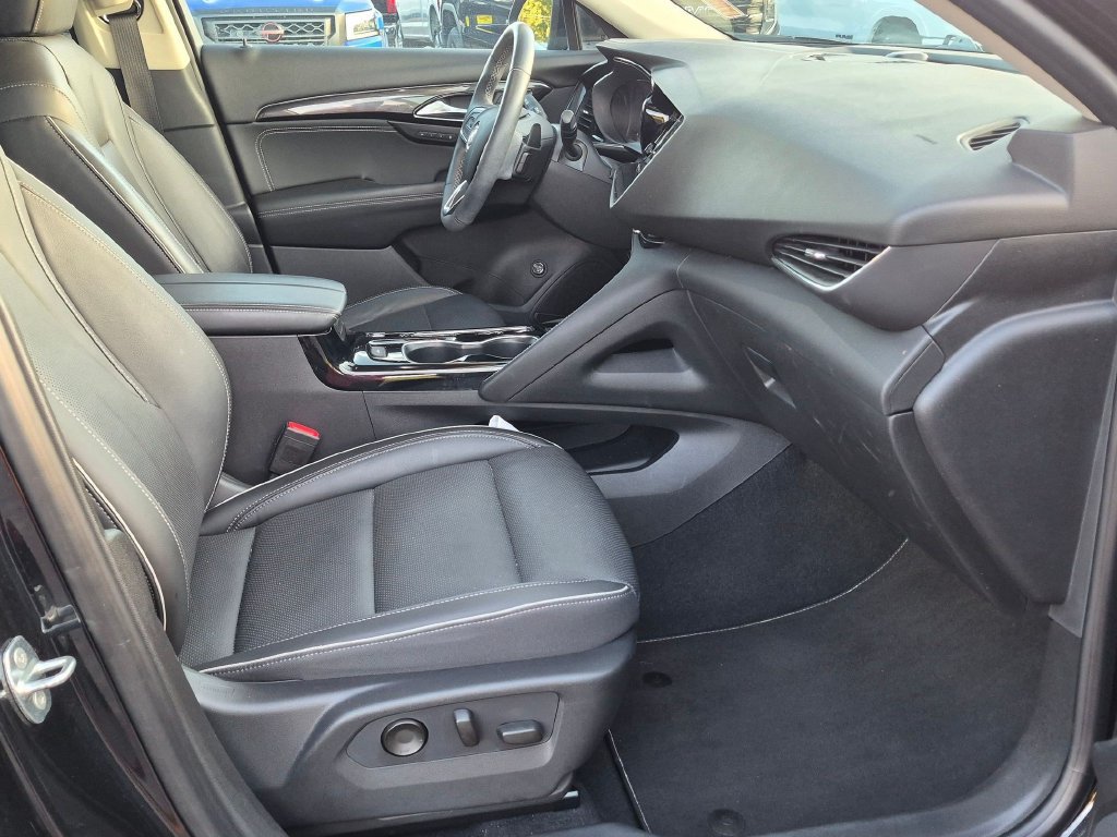 Used 2021 Buick Envision Essence AWD/4WD image 25