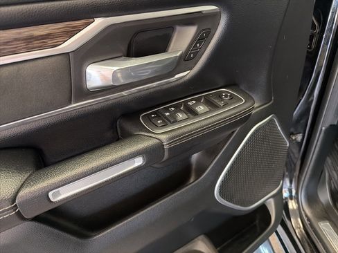 Used 2020 RAM 1500 Laramie image 6