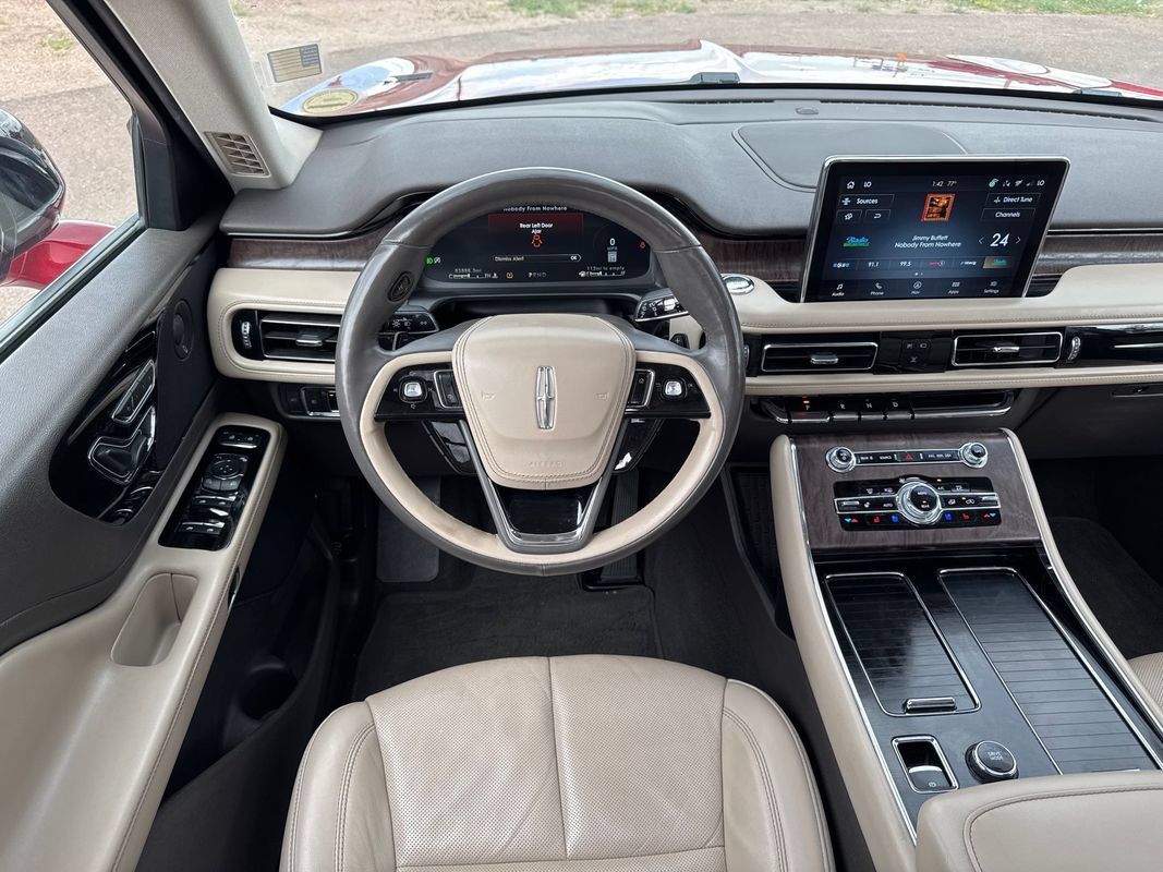 Used 2021 Lincoln Aviator Reserve w/ Equipment Group 201A AWD/4WD image 23