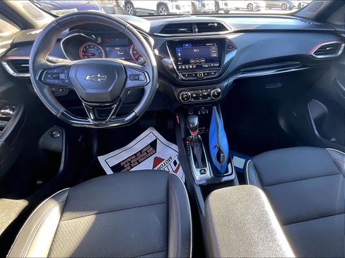 Used 2023 Chevrolet TrailBlazer RS w/ Sun and Liftgate Package image 21