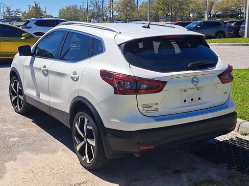 Certified 2021 Nissan Rogue Sport SL w/ Premium Package image 4