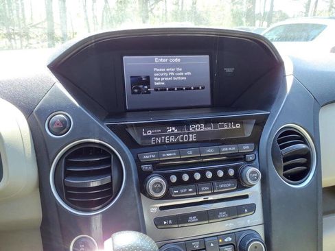 Used 2012 Honda Pilot Touring image 15