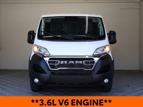 Used 2025 RAM ProMaster 2500 w/ U-Haul Equipment Group FWD image 4