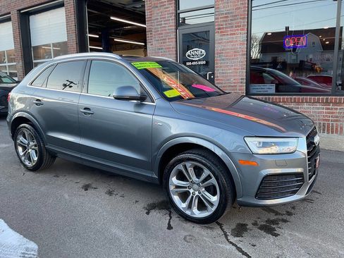 Used 2016 Audi Q3 2.0T Prestige w/ Prestige Package image 6