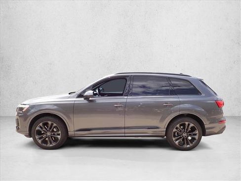 Used 2025 Audi Q7 3.0T Premium Plus AWD/4WD image 12