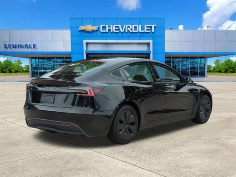 Used 2024 Tesla Model 3 Standard Range RWD image 4