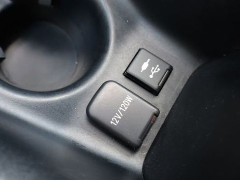 Used 2019 Toyota Prius LE image 23