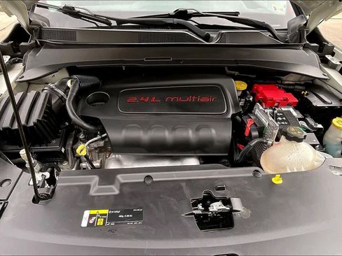 Used 2021 Jeep Compass Latitude w/ Sun and Sound Group image 30