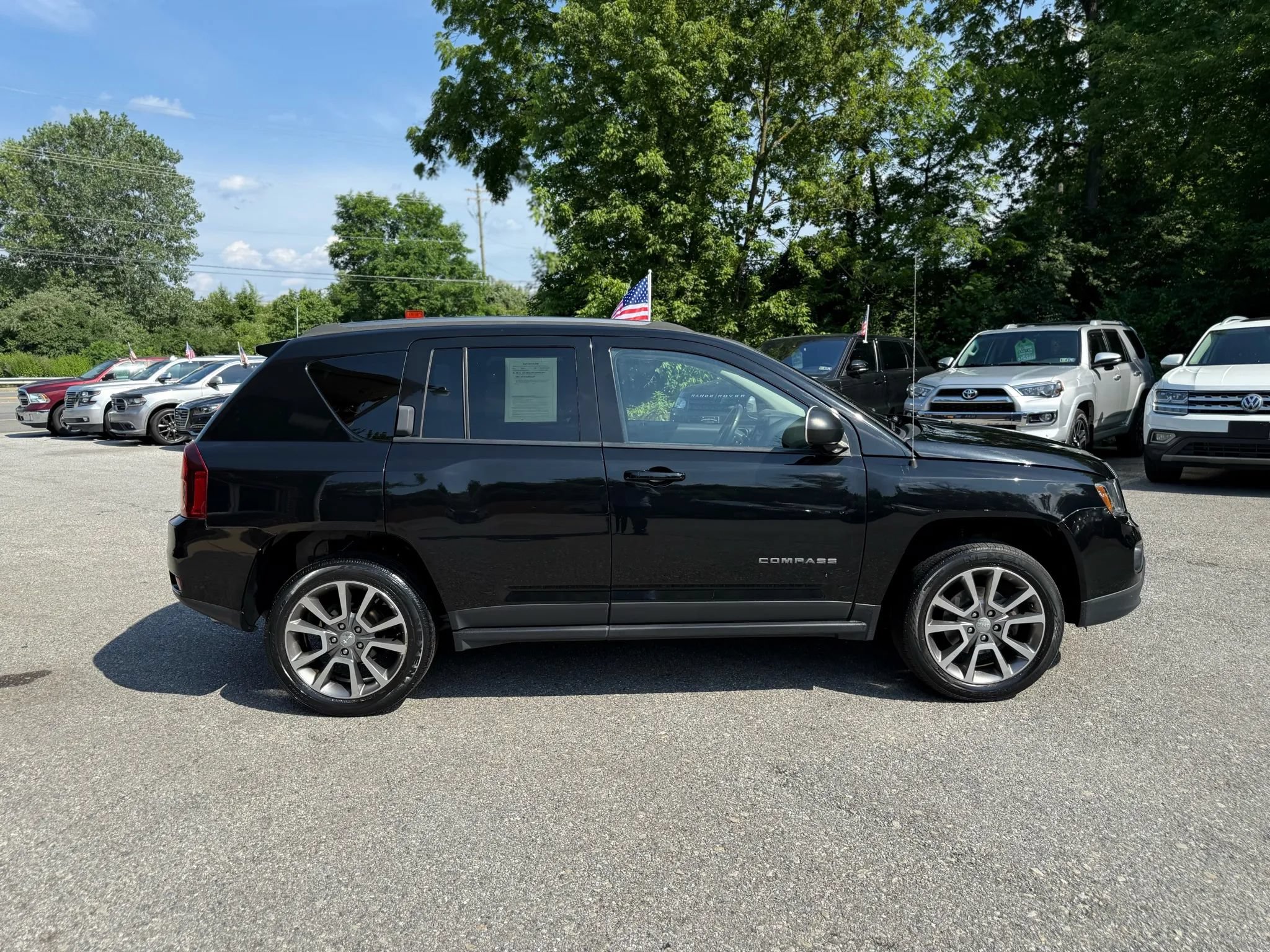 Used 2017 Jeep Compass Sport w/ Power Value Group AWD/4WD image 8