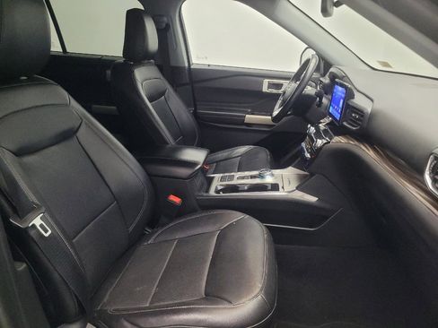 Used 2023 Ford Explorer Limited w/ Equipment Group 301A RWD image 21