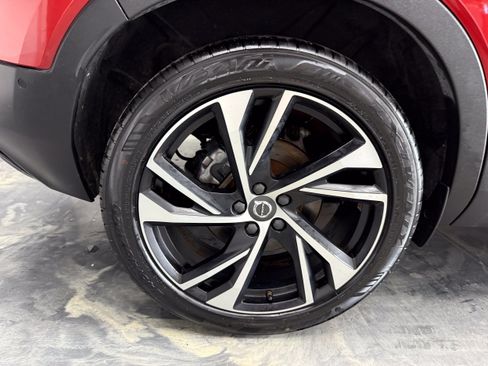 Used 2021 Volvo XC40 T5 R-Design AWD/4WD image 21