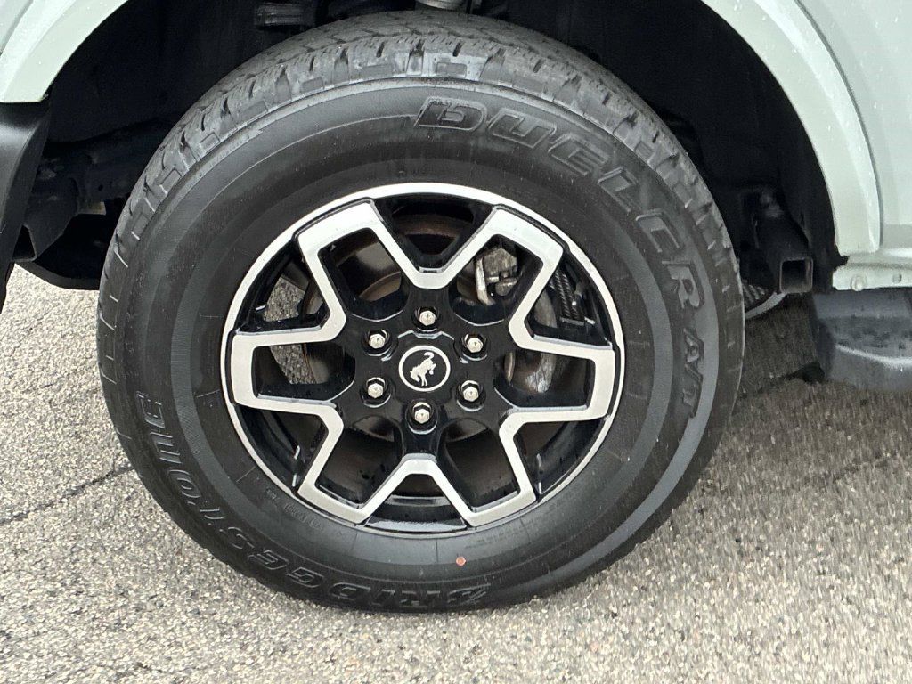 Used 2023 Ford Bronco Outer Banks AWD/4WD image 18
