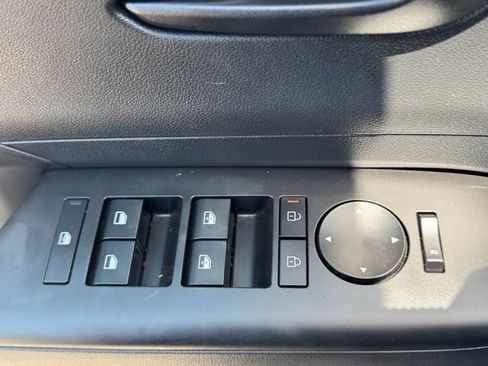 Used 2026 Hyundai Kona SEL Sport FWD image 9