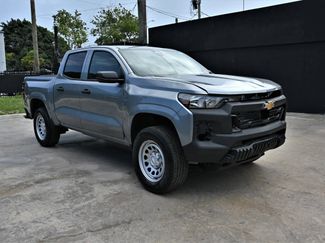 Used 2025 Chevrolet Colorado W/T video 1