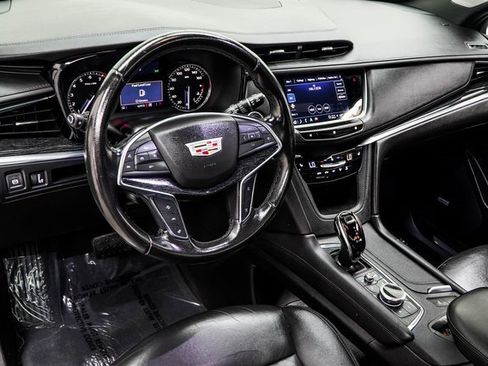 Used 2021 Cadillac XT5 Premium Luxury image 15