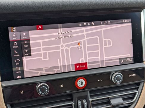 New 2025 Porsche Macan image 18