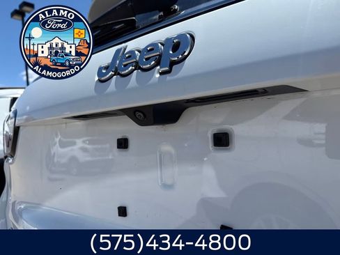 Used 2022 Jeep Compass Latitude w/ Convenience Group image 16