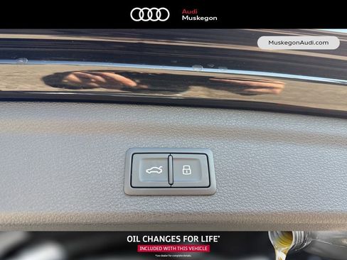 New 2025 Audi Q3 2.0T Premium Plus image 28