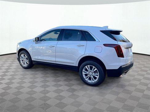 New 2026 Cadillac XT5 Luxury image 7