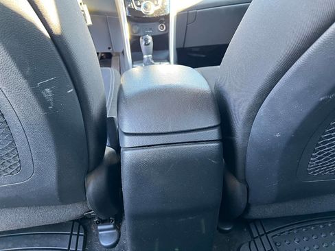 Used 2014 Hyundai Elantra GT image 27