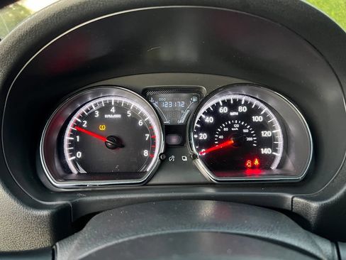 Used 2019 Nissan Versa SV image 20