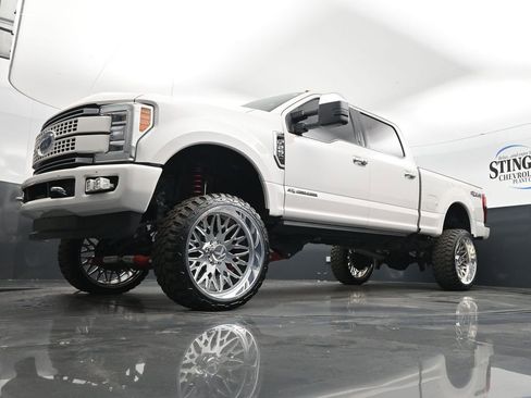 Used 2019 Ford F250 Platinum AWD/4WD image 28