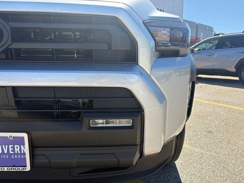 New 2026 Toyota 4Runner SR5 image 9