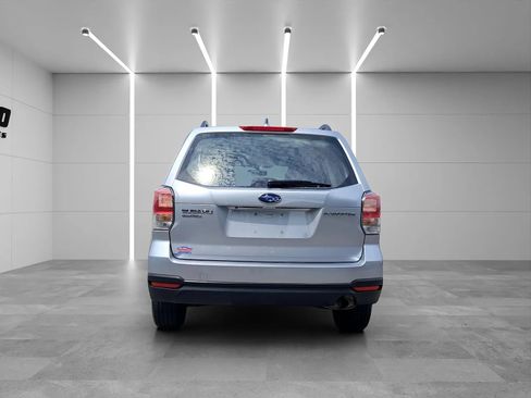 Used 2018 Subaru Forester 2.5i w/ Alloy Wheel Package AWD/4WD image 6