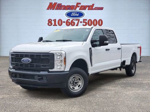 Used 2024 Ford F250 XL AWD/4WD image 1