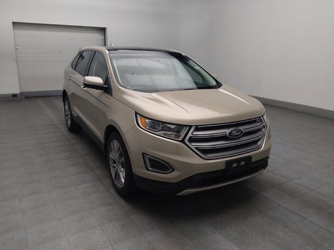 Used 2017 Ford Edge Titanium w/ Equipment Group 301A FWD image 13