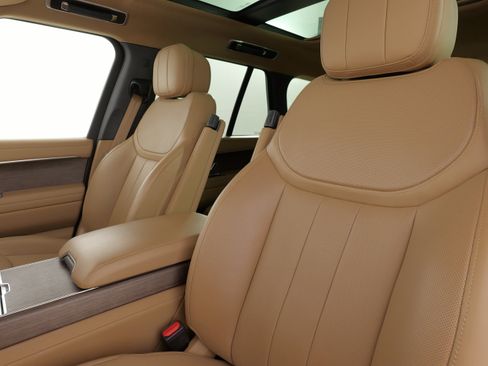 Used 2023 Land Rover Range Rover SE AWD/4WD image 32