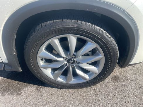 Used 2021 INFINITI QX50 Luxe w/ Cargo Package image 12