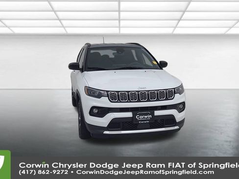 Certified 2024 Jeep Compass Limited image 4