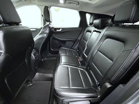 Used 2022 Ford Escape SEL w/ Technology Package AWD/4WD image 19